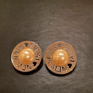 Vintage rare Carolee  New York Paris clip earrings